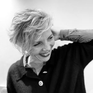 3f2742f4-5501-4471-949e-3afd1506e4b0